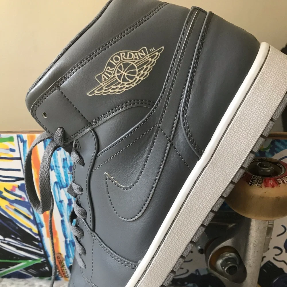 Jordan type athletic